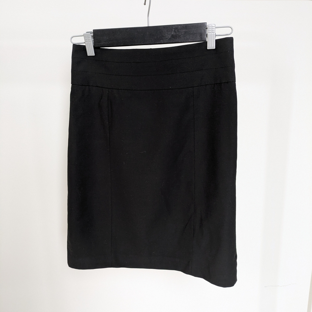 H&M Classic Black Pencil Skirt